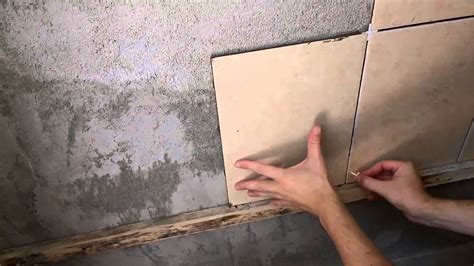 Cómo redondear los bordes del azulejo de granito